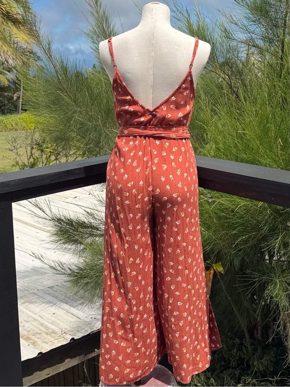 BILLABONG SHAKE IT AGAIN JUMPSUIT IN HENNA size Small - Picture 9 of 16